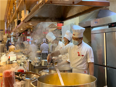 西貝“隱形座椅”走紅 彰顯餐飲企業防疫創新與管理擔當