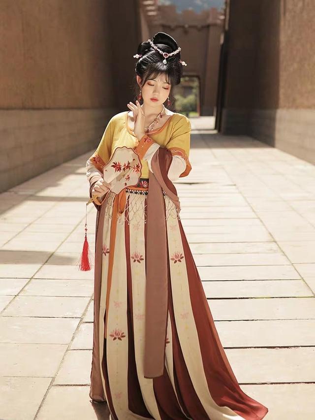 Missoni度假波西米亚凉鞋系列 搭配长裙美出天际